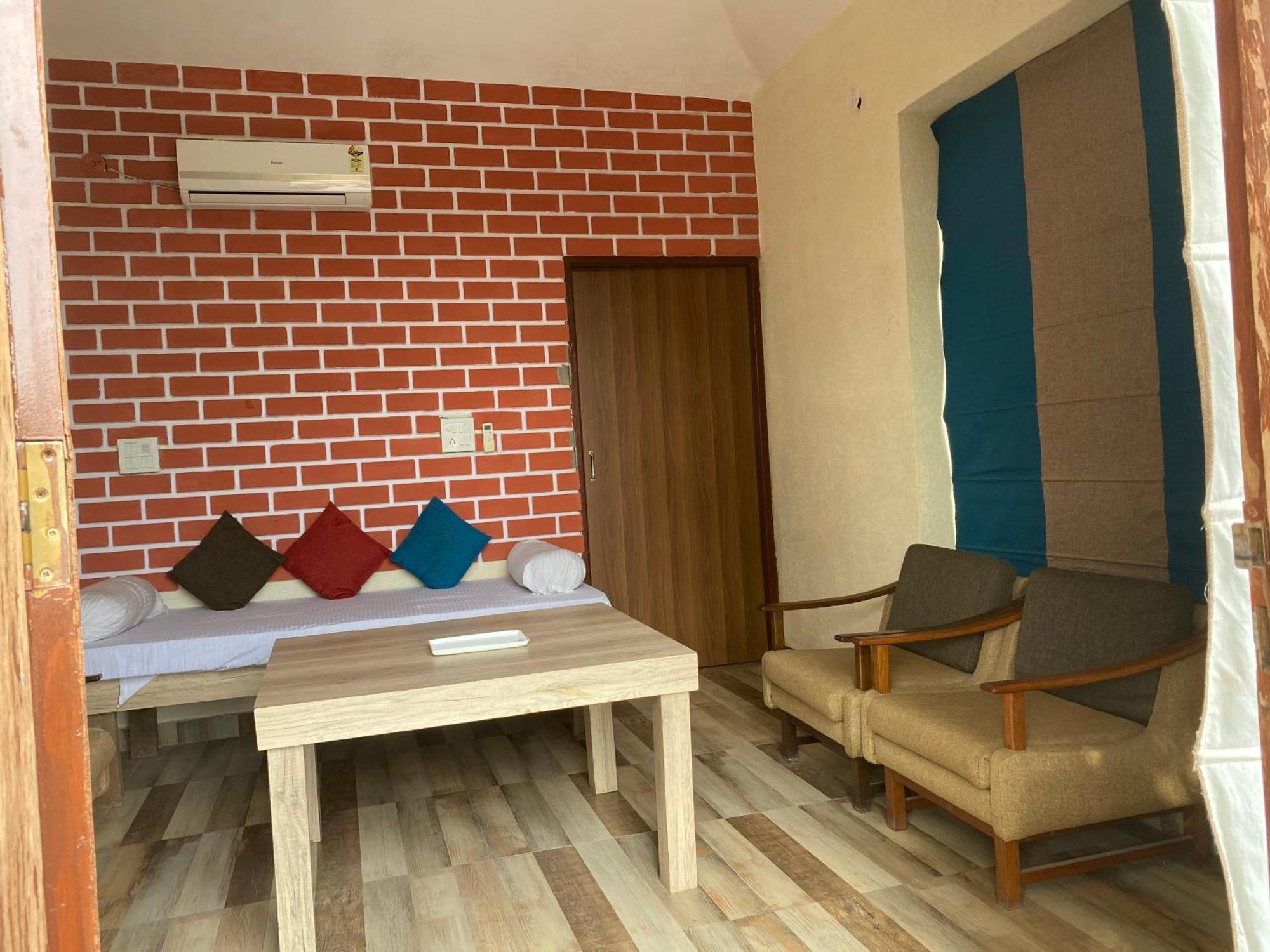 Grass Field Valley Resort Jaipur Bagian luar foto