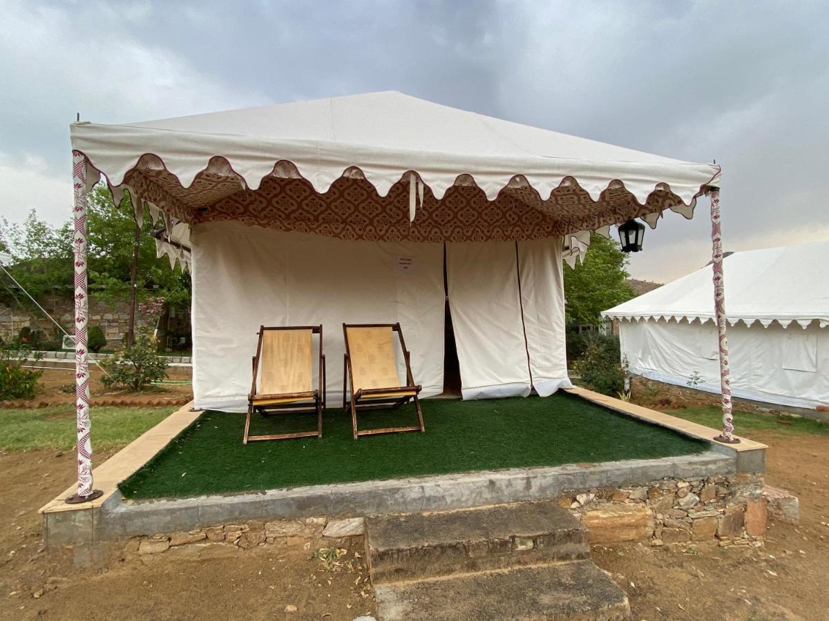 Grass Field Valley Resort Jaipur Bagian luar foto